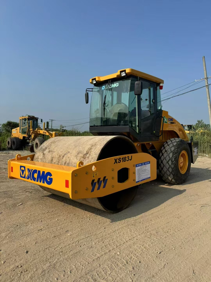XCMG XS183J - Road roller: picture 1 XCMG XS183J - Road roller: picture 1