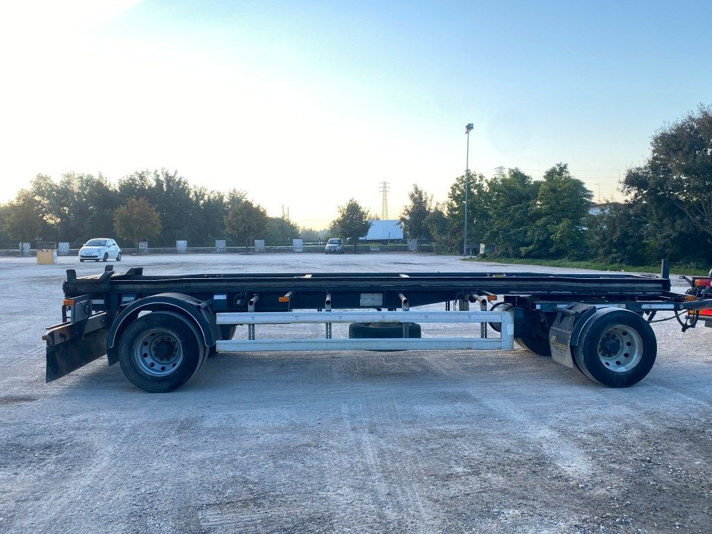ATLAS RIMORCHIO ATLAS SCARRABILE BALESTRATO - Roll-off/ Skip trailer: picture 5 ATLAS RIMORCHIO ATLAS SCARRABILE BALESTRATO - Roll-off/ Skip trailer: picture 5