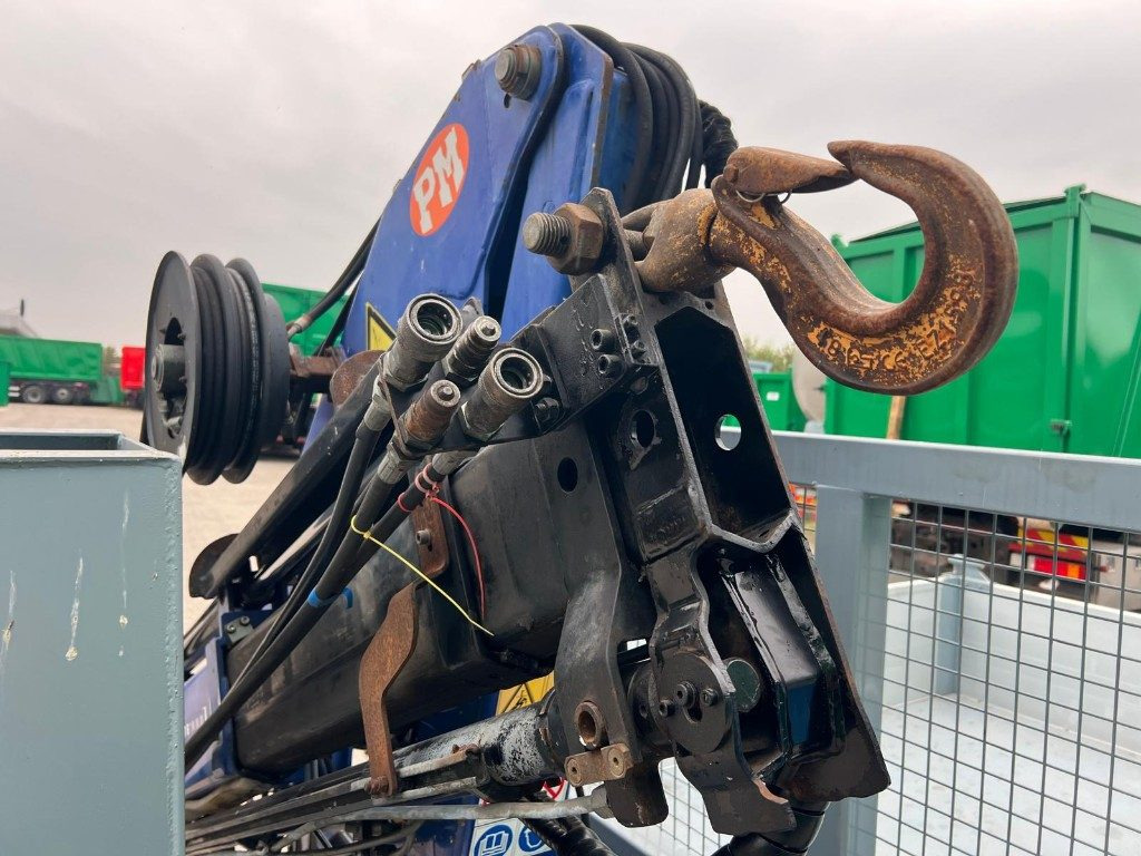 CONTAINER SCARRABILE NUOVO A PIANALE CON GRU - Roll-off container: picture 4 CONTAINER SCARRABILE NUOVO A PIANALE CON GRU - Roll-off container: picture 4