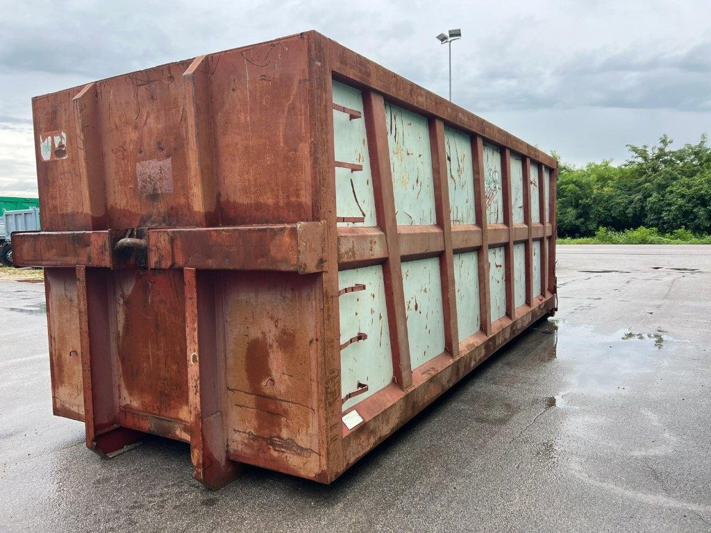 CONTAINER SCARRABILE USATO A CIELO APERTO - Roll-off container: picture 4 CONTAINER SCARRABILE USATO A CIELO APERTO - Roll-off container: picture 4