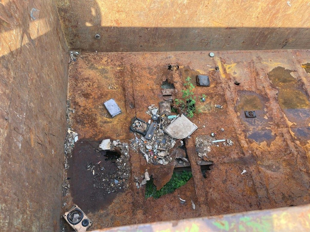 CONTAINER SCARRABILE USATO A CIELO APERTO - Roll-off container: picture 5 CONTAINER SCARRABILE USATO A CIELO APERTO - Roll-off container: picture 5