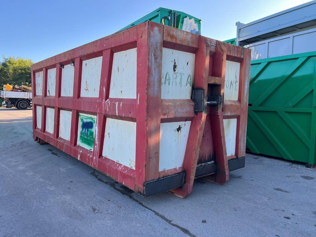 CONTAINER SCARRABILE USATO A CIELO APERTO - Roll-off container: picture 2 CONTAINER SCARRABILE USATO A CIELO APERTO - Roll-off container: picture 2