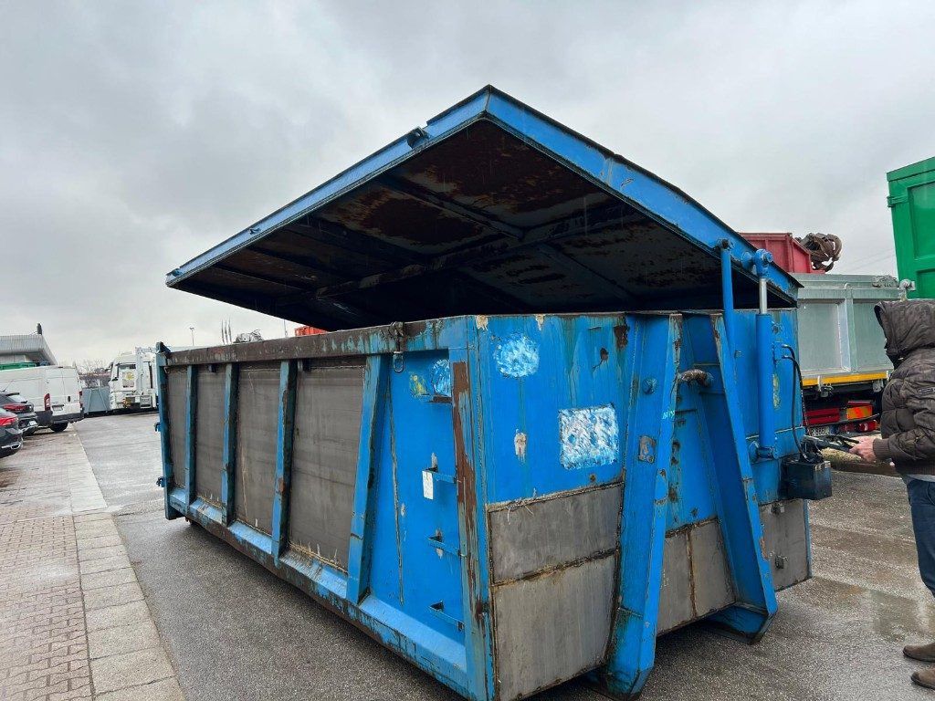 CONTAINER SCARRABILE USATO CON COPERCHIO - Roll-off container: picture 2 CONTAINER SCARRABILE USATO CON COPERCHIO - Roll-off container: picture 2
