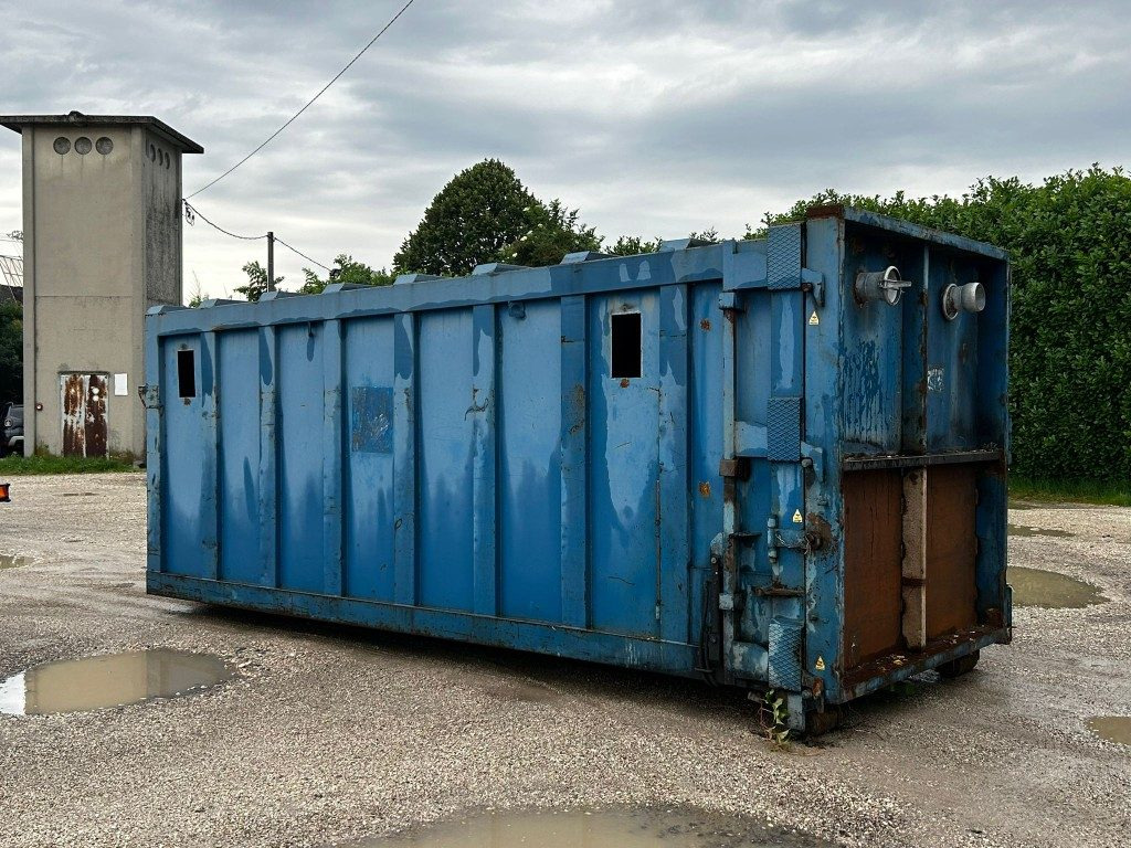 CONTAINER SCARRABILE USATO PER SEGATURA - Roll-off container: picture 3 CONTAINER SCARRABILE USATO PER SEGATURA - Roll-off container: picture 3