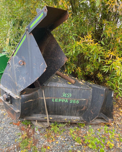 LeppäMusta 255 HD - Sand/ Salt spreader: picture 3 LeppäMusta 255 HD - Sand/ Salt spreader: picture 3