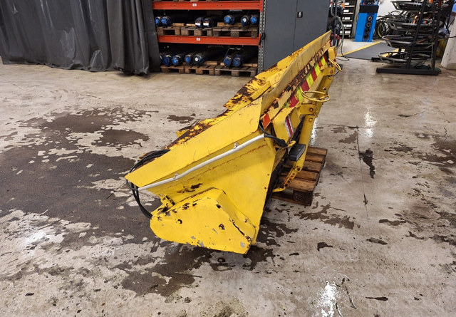 Tuppihiekotin - Sand/ Salt spreader: picture 5 Tuppihiekotin - Sand/ Salt spreader: picture 5