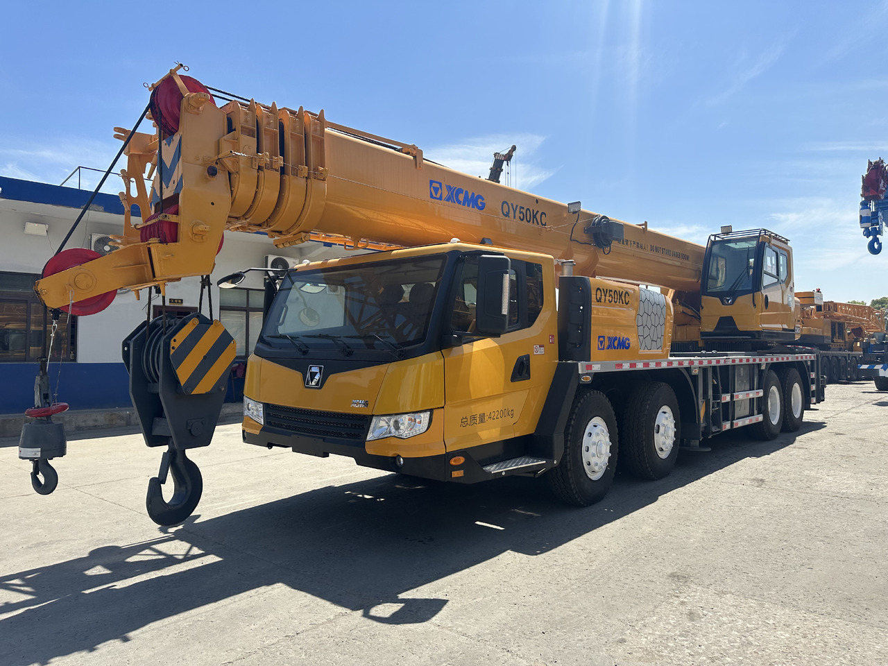 XCMG qy50kc xct55 qy55kc qy25k5c 50ton 55 ton 70 ton 85 ton 90 ton 100 ton 110 ton 130 ton truck crane - Mobile crane: picture 4 XCMG qy50kc xct55 qy55kc qy25k5c 50ton 55 ton 70 ton 85 ton 90 ton 100 ton 110 ton 130 ton truck crane - Mobile crane: picture 4