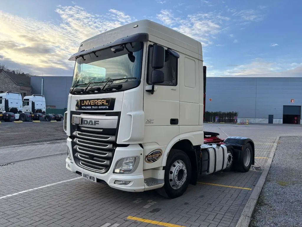 DAF XF 106.460 6x2 (ADR - Hydraulic) - RHD (WVB) - Tractor unit: picture 2 DAF XF 106.460 6x2 (ADR - Hydraulic) - RHD (WVB) - Tractor unit: picture 2