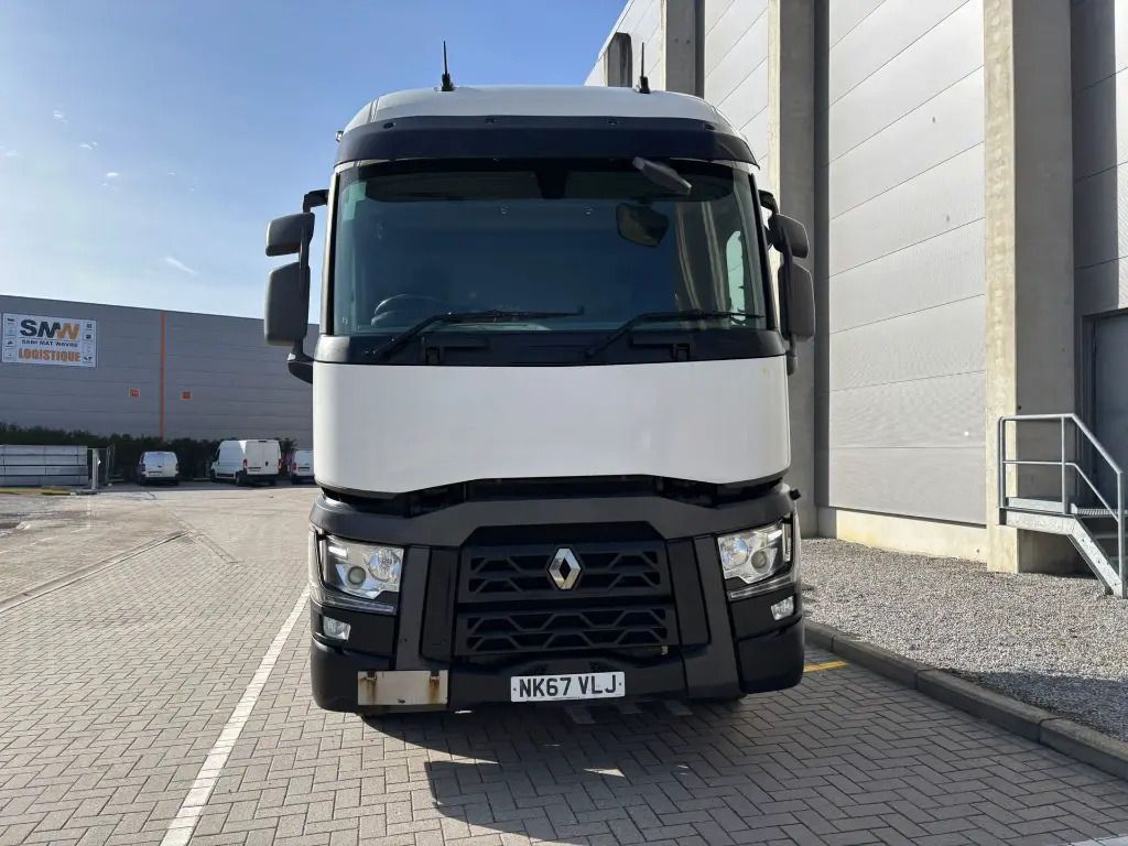 Renault T 460 6x2 (ADR - PTO - Retarder) - RHD (VLJ) - Tractor unit: picture 5 Renault T 460 6x2 (ADR - PTO - Retarder) - RHD (VLJ) - Tractor unit: picture 5