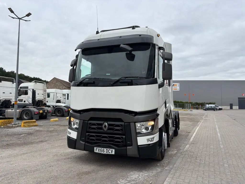 Renault T 460 6x2 - RHD (DCV) - Tractor unit: picture 4 Renault T 460 6x2 - RHD (DCV) - Tractor unit: picture 4