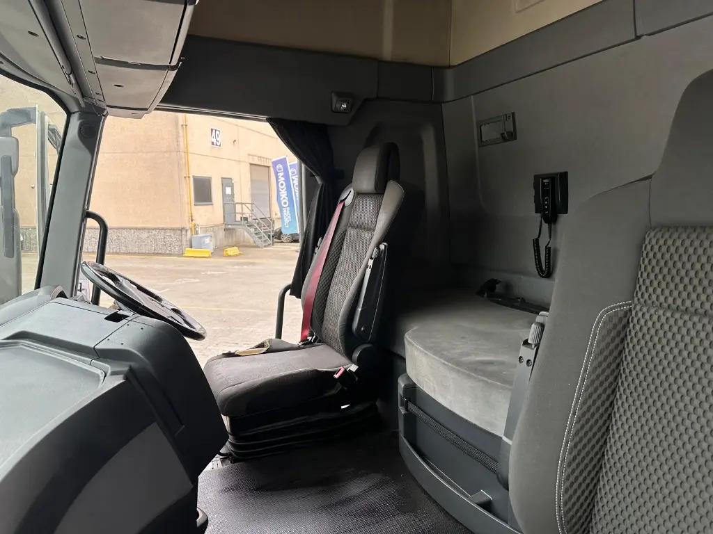 Leasing of  Renault T 480 (NLC) Renault T 480 (NLC): picture 17