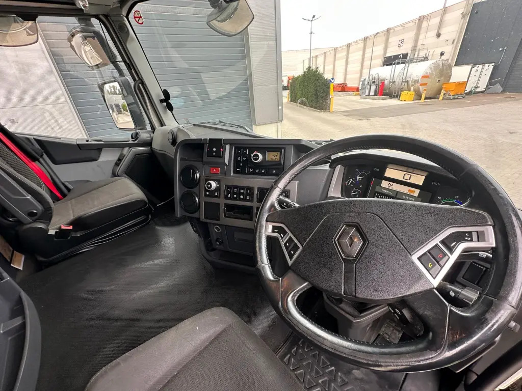 Leasing of  Renault T 480 (NLC) Renault T 480 (NLC): picture 13