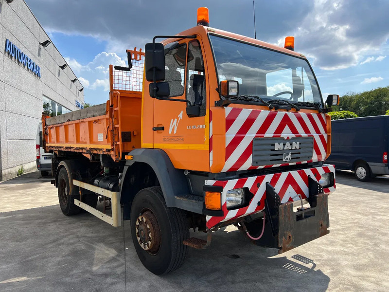 MAN LE 18.280 4x4 - Tipper: picture 4 MAN LE 18.280 4x4 - Tipper: picture 4