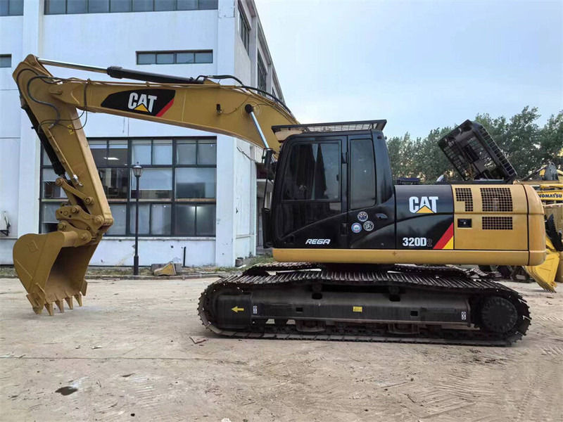 Caterpillar 320D2 - Crawler excavator: picture 1 Caterpillar 320D2 - Crawler excavator: picture 1