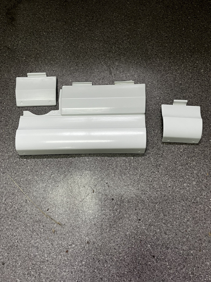 Komplet zaślepek zderzak tył MAN Lions Coach Euro 6 MAN Lion’s Coach Euro 6, po 2018 - Bumper for Coach: picture 1 Komplet zaślepek zderzak tył MAN Lions Coach Euro 6 MAN Lion’s Coach Euro 6, po 2018 - Bumper for Coach: picture 1