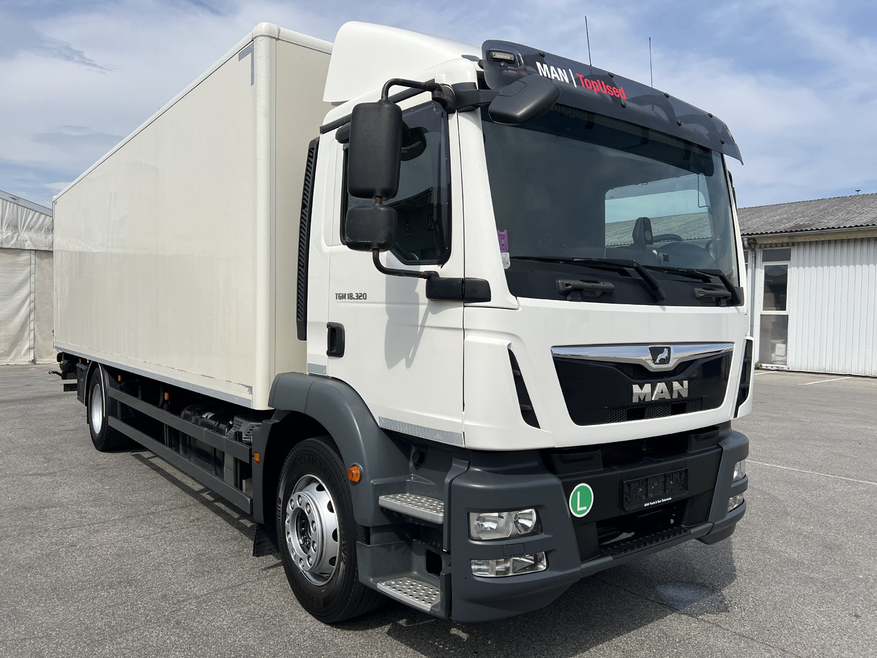 MAN TGM 18.320 LBW | Klima | Navi | Kamera - Box truck: picture 1 MAN TGM 18.320 LBW | Klima | Navi | Kamera - Box truck: picture 1