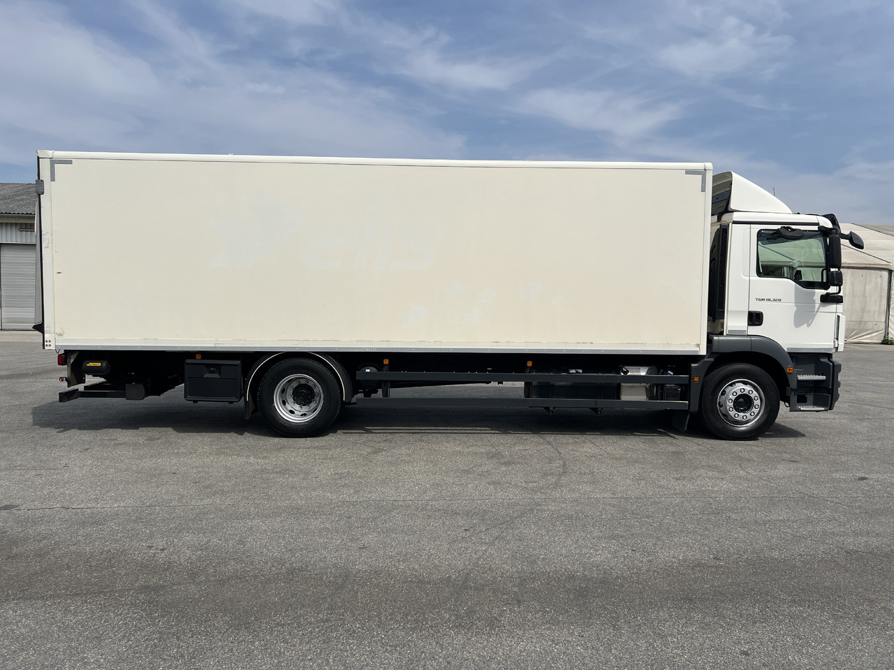 MAN TGM 18.320 LBW | Klima | Navi | Kamera - Box truck: picture 5 MAN TGM 18.320 LBW | Klima | Navi | Kamera - Box truck: picture 5