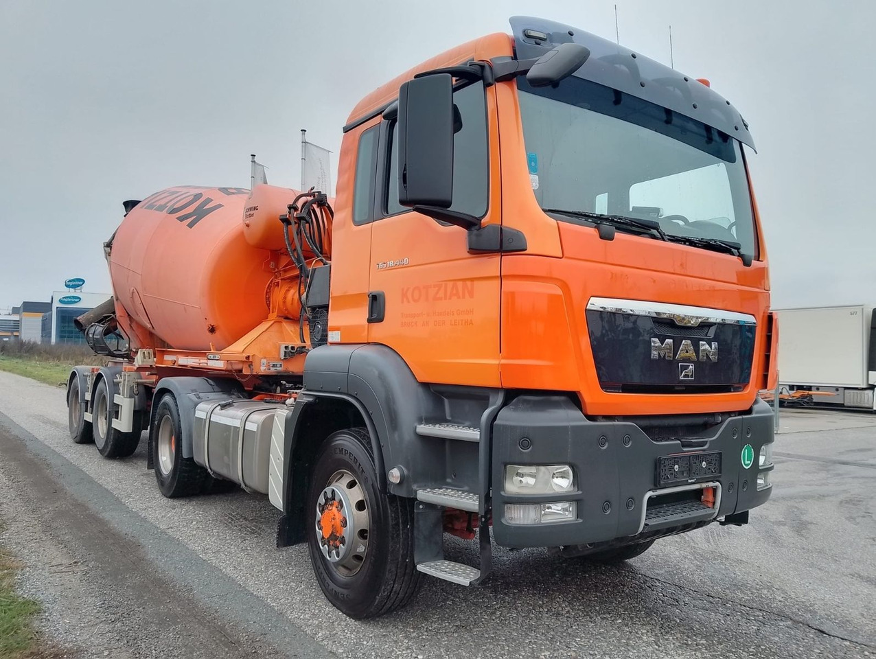 MAN TGS 440 - Concrete mixer truck: picture 2 MAN TGS 440 - Concrete mixer truck: picture 2