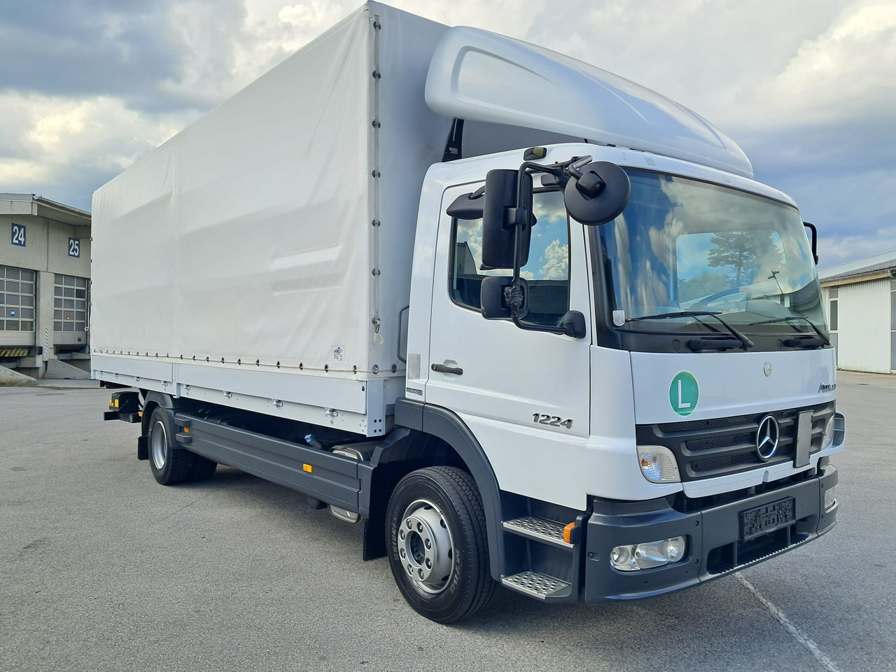 MERCEDES-BENZ ATEGO 12 24 Plane LBW | Klima | Schaltgetriebe - Curtainsider truck: picture 2 MERCEDES-BENZ ATEGO 12 24 Plane LBW | Klima | Schaltgetriebe - Curtainsider truck: picture 2