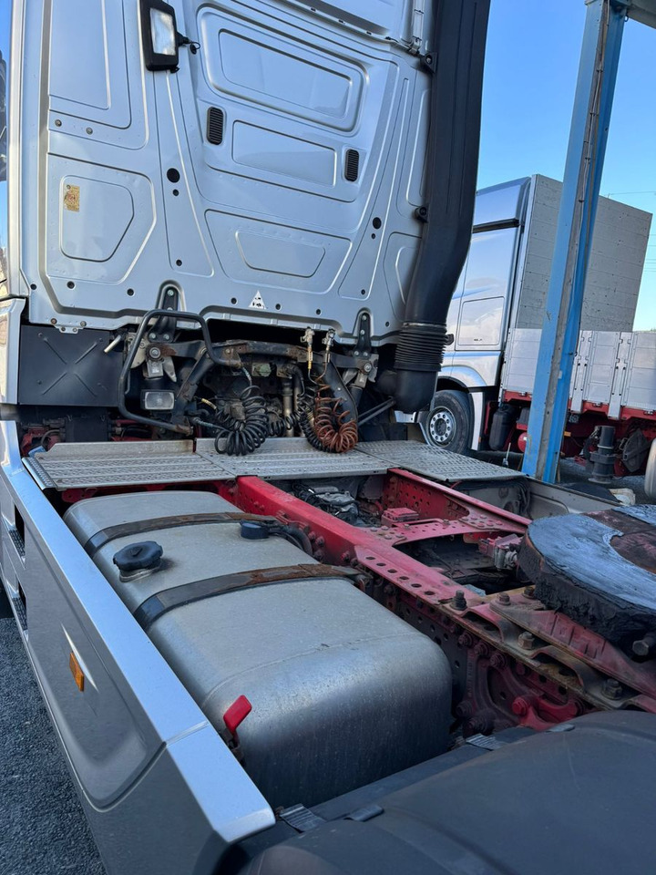 Mercedes-Benz Actros 1851 TÜV NEU TOP ZUSTAND - Tractor unit: picture 3 Mercedes-Benz Actros 1851 TÜV NEU TOP ZUSTAND - Tractor unit: picture 3