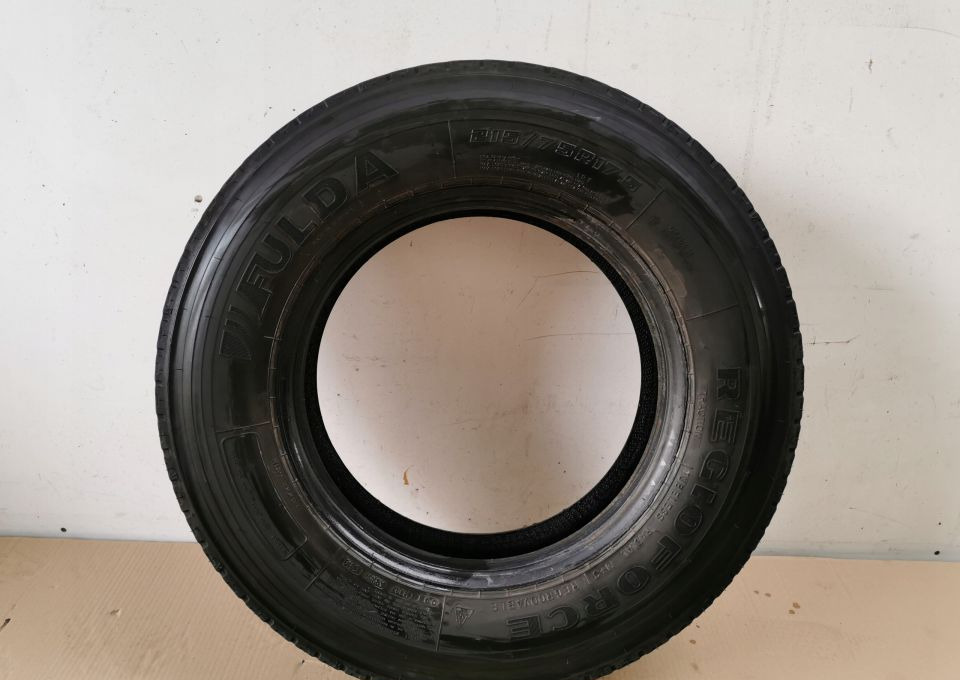 215/75R17.5 FULDA PENDNA 38/19 ŁADNA - Tire: picture 1 215/75R17.5 FULDA PENDNA 38/19 ŁADNA - Tire: picture 1