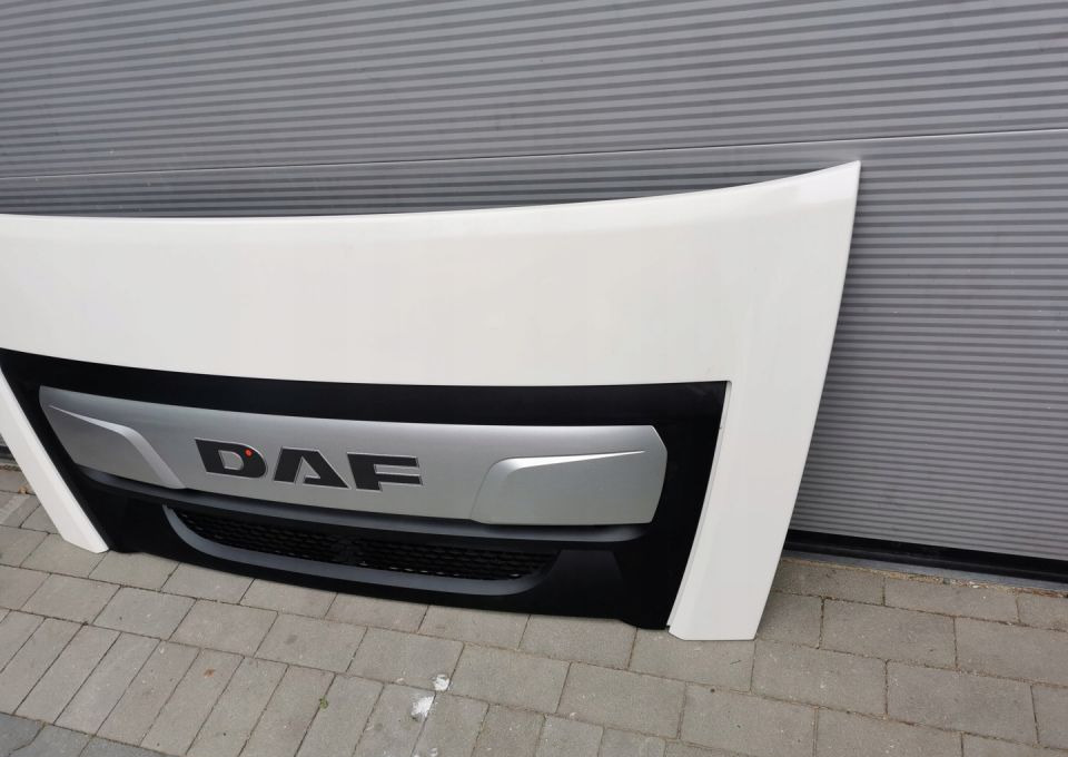 ATRAPA MASKA DAF LF E6. LIFT 82525517 - Hood: picture 2 ATRAPA MASKA DAF LF E6. LIFT 82525517 - Hood: picture 2