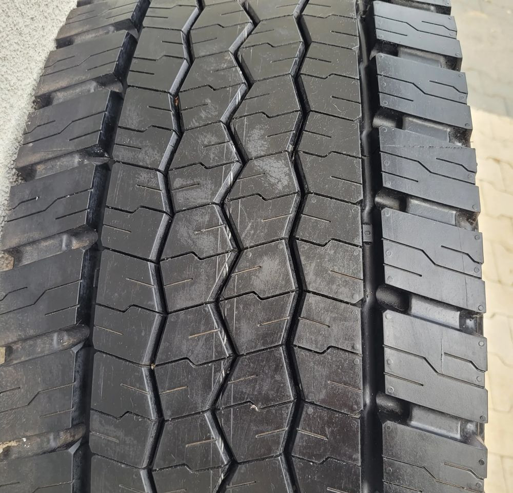 BRIDGESTON ECOPIA H DRIVE 295/60R22.5 2023R - Tire for Truck: picture 5 BRIDGESTON ECOPIA H DRIVE 295/60R22.5 2023R - Tire for Truck: picture 5