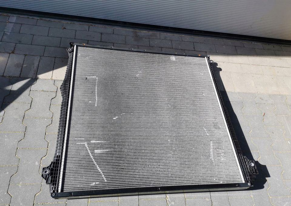 CHŁODNICA WODY SCANIA 2439723 SZCZELNA - Radiator for Truck: picture 2 CHŁODNICA WODY SCANIA 2439723 SZCZELNA - Radiator for Truck: picture 2