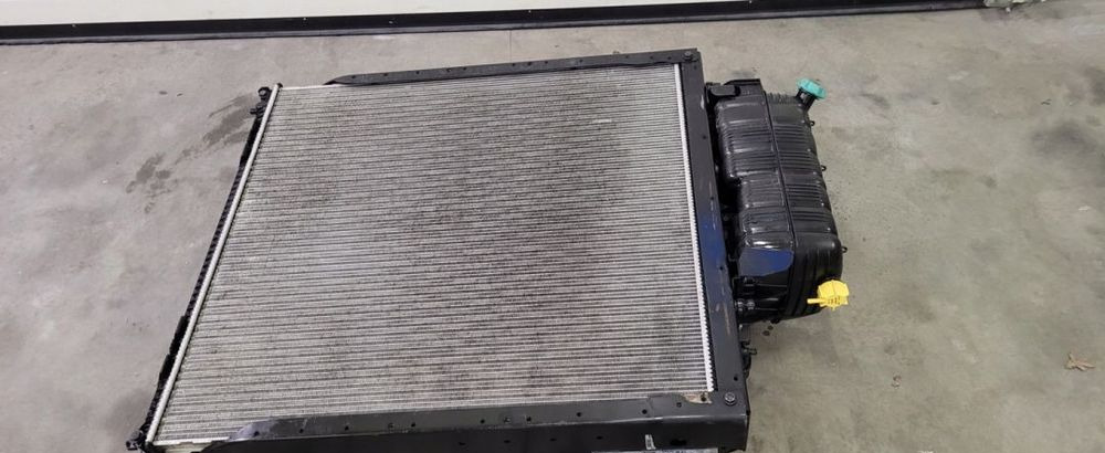 CHŁODNICE MAN TGX E6 MAHLE 98CM SZCZELNE - Radiator for Truck: picture 4 CHŁODNICE MAN TGX E6 MAHLE 98CM SZCZELNE - Radiator for Truck: picture 4