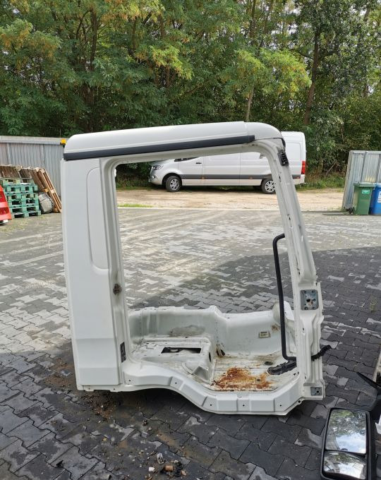 CWIARA BOK KABINY MAN TGM TGL - Bumper: picture 1 CWIARA BOK KABINY MAN TGM TGL - Bumper: picture 1