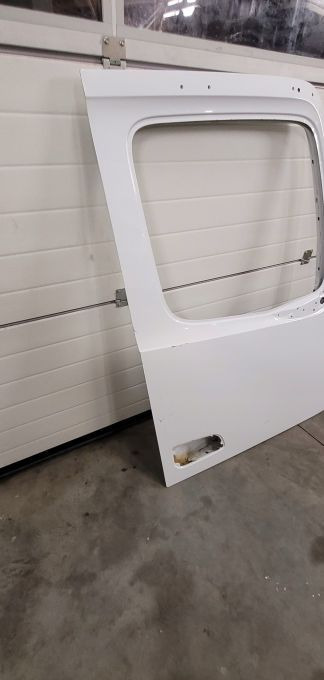 DRZWI MERCEDES ACTROS MP4 PRAWE MALA TAPICERKA - Door and parts: picture 2 DRZWI MERCEDES ACTROS MP4 PRAWE MALA TAPICERKA - Door and parts: picture 2