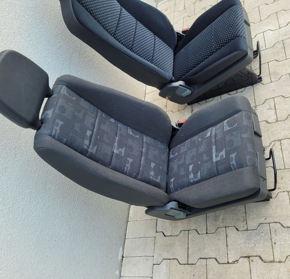 FOTEL PRAWY MERCEDES ACTROS AXOR NOWY ORYGINAŁ CHWALIM116 - Seat for Truck: picture 2 FOTEL PRAWY MERCEDES ACTROS AXOR NOWY ORYGINAŁ CHWALIM116 - Seat for Truck: picture 2