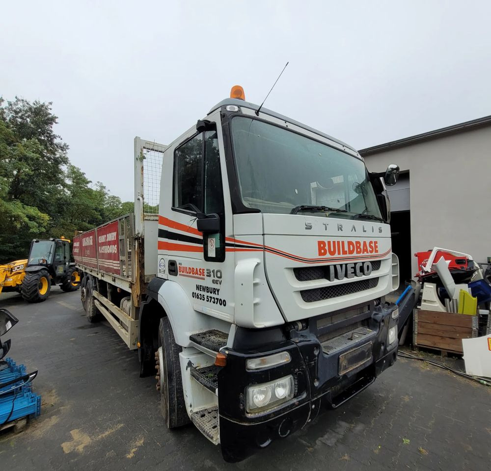 KABINA IVECO STRALIS TRAKKER - Body and exterior: picture 1 KABINA IVECO STRALIS TRAKKER - Body and exterior: picture 1