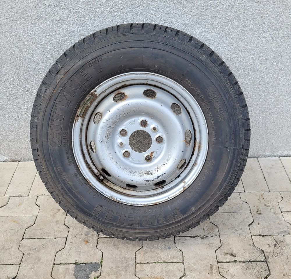 KOŁO ZAPAS IVECO DAILY 225/70R15C PIRELLI - Wheels and tires for Truck: picture 1 KOŁO ZAPAS IVECO DAILY 225/70R15C PIRELLI - Wheels and tires for Truck: picture 1
