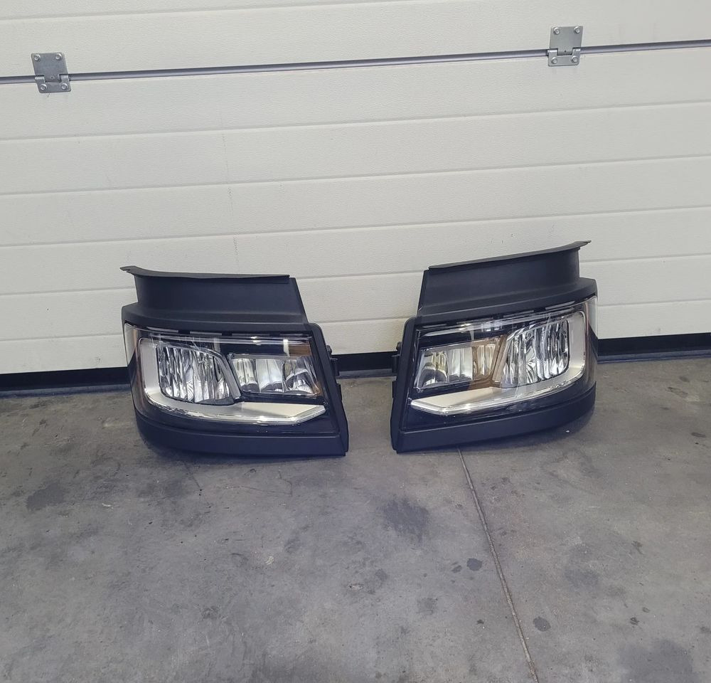 LAMPA LED SCANIA R NGT 2655849 2655848 RH/LH CHWALIM116 - Body and exterior for Truck: picture 1 LAMPA LED SCANIA R NGT 2655849 2655848 RH/LH CHWALIM116 - Body and exterior for Truck: picture 1