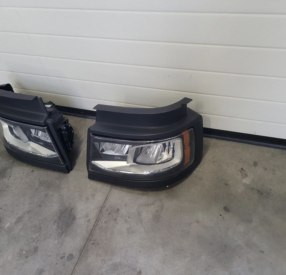 LAMPA LED SCANIA R NGT 2655849 2655848 RH/LH CHWALIM116 - Body and exterior for Truck: picture 5 LAMPA LED SCANIA R NGT 2655849 2655848 RH/LH CHWALIM116 - Body and exterior for Truck: picture 5
