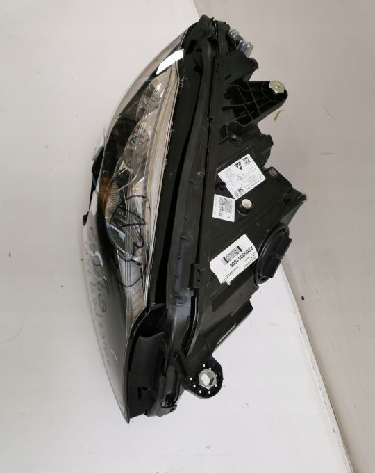 LAMPA PRZÓD MERCEDES C KLASA A 205 9061606 LIFT - Headlight: picture 3 LAMPA PRZÓD MERCEDES C KLASA A 205 9061606 LIFT - Headlight: picture 3