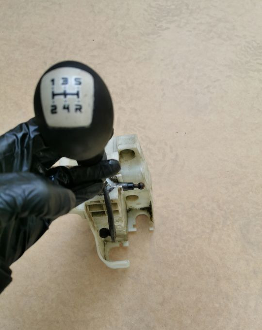 LEWAREK BIEGÓW WYBIERAK IVECO DAILY 5B. - Gear stick for Truck: picture 1 LEWAREK BIEGÓW WYBIERAK IVECO DAILY 5B. - Gear stick for Truck: picture 1