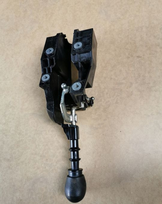 LEWAREK BIEGÓW WYBIERAK IVECO DAILY 6B. - Gear stick for Truck: picture 3 LEWAREK BIEGÓW WYBIERAK IVECO DAILY 6B. - Gear stick for Truck: picture 3