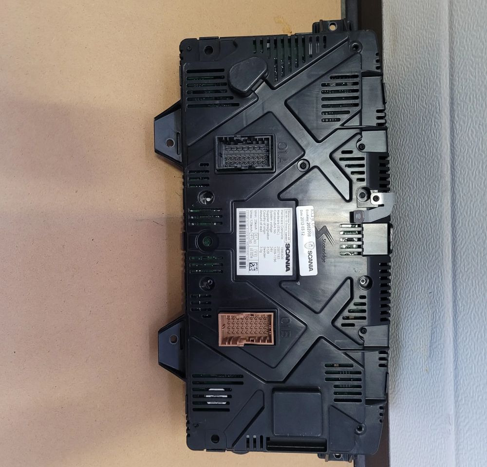 LICZNIK SCANIA R CP OM 2052208 CHWALIM116 - Electrical system for Truck: picture 2 LICZNIK SCANIA R CP OM 2052208 CHWALIM116 - Electrical system for Truck: picture 2
