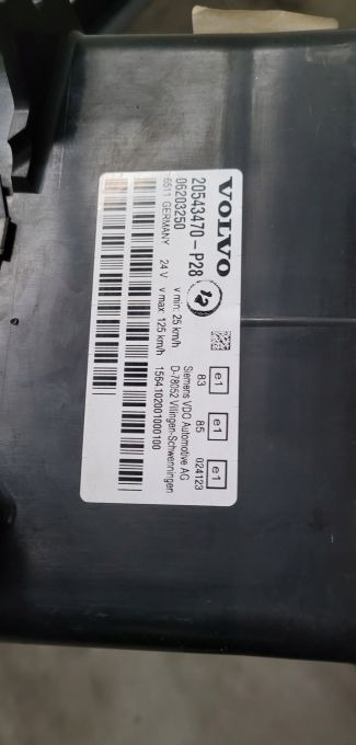 LICZNIK VOLVO FH FM 20543470 - Dashboard for Truck: picture 2 LICZNIK VOLVO FH FM 20543470 - Dashboard for Truck: picture 2