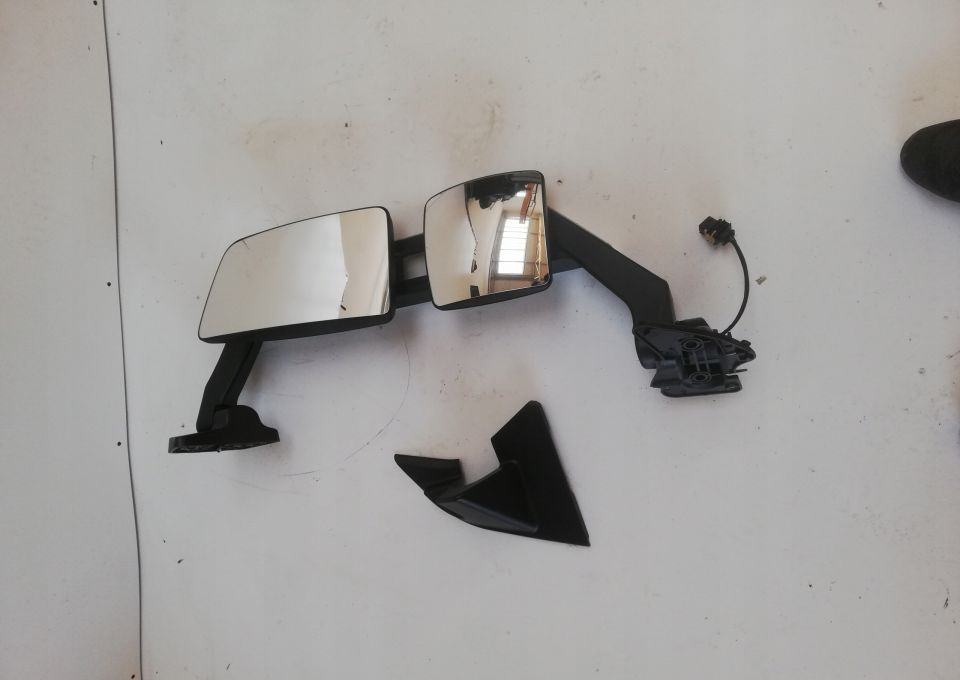 LUSTERKO LUSTRO VOLVO FH4 - Rear view mirror: picture 1 LUSTERKO LUSTRO VOLVO FH4 - Rear view mirror: picture 1