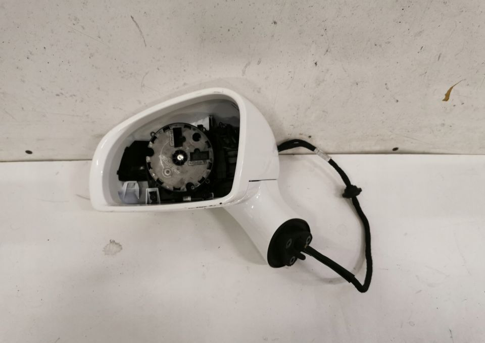 LUSTERKO MERCEDES SLK W172 LEWE A1728102900 16 PIN - Rear view mirror: picture 1 LUSTERKO MERCEDES SLK W172 LEWE A1728102900 16 PIN - Rear view mirror: picture 1