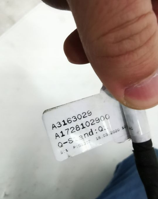 LUSTERKO MERCEDES SLK W172 LEWE A1728102900 16 PIN - Rear view mirror: picture 4 LUSTERKO MERCEDES SLK W172 LEWE A1728102900 16 PIN - Rear view mirror: picture 4