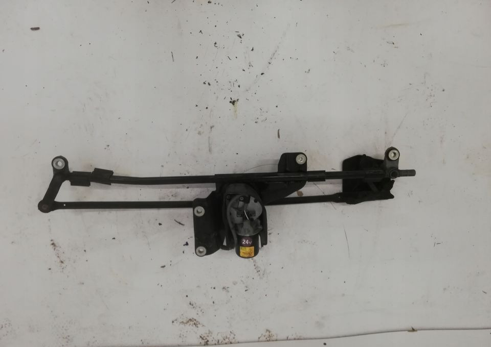 MECHANIZM WYCIERACZEK VOLVO FL EURO6 SPRAWNY - Wiper for Truck: picture 1 MECHANIZM WYCIERACZEK VOLVO FL EURO6 SPRAWNY - Wiper for Truck: picture 1