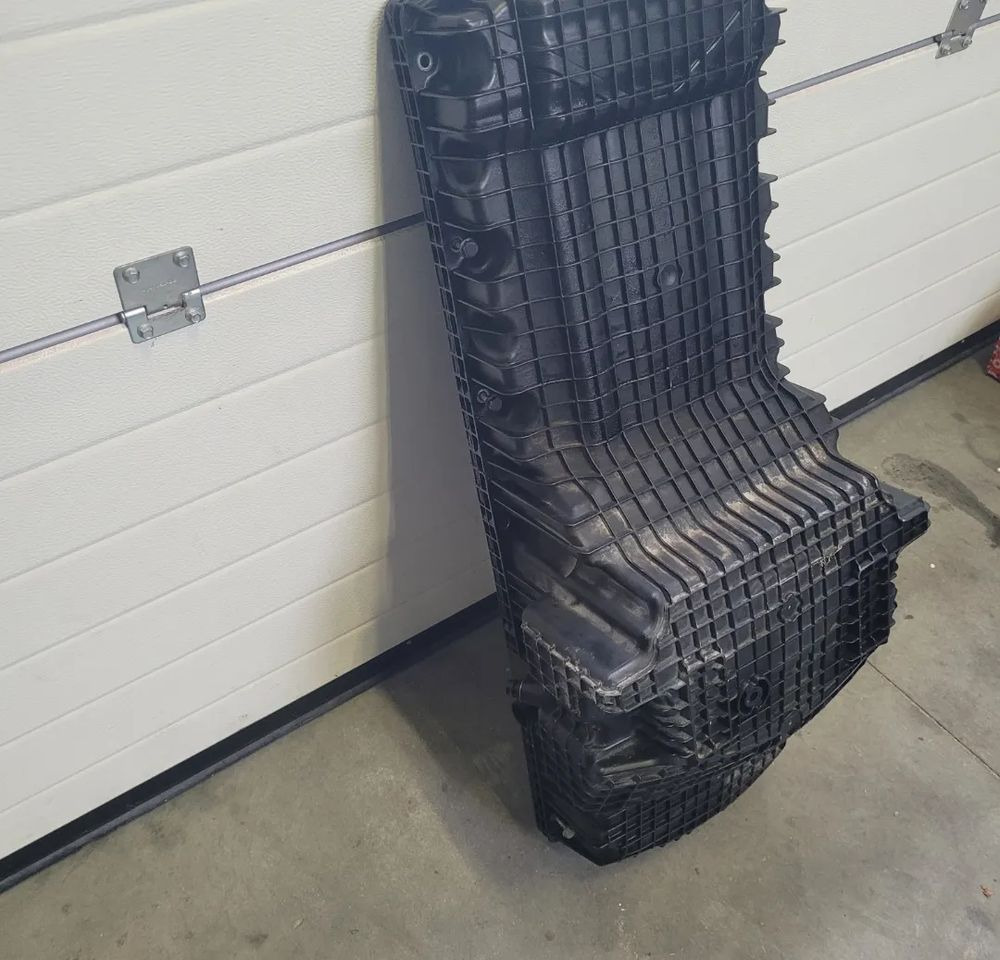 MISKA OLEJOWA MERCEDES ACTROS AXOR MP4 A470 010 43 13 - Oil pan for Truck: picture 2 MISKA OLEJOWA MERCEDES ACTROS AXOR MP4 A470 010 43 13 - Oil pan for Truck: picture 2