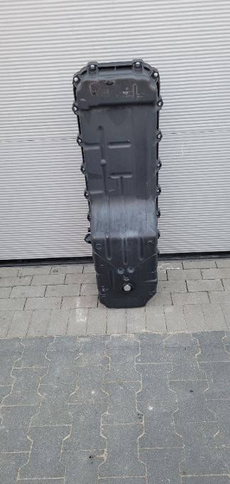MISKA OLEJOWA VOLVO FH4 RANAULT 20522523 - Oil pan for Truck: picture 1 MISKA OLEJOWA VOLVO FH4 RANAULT 20522523 - Oil pan for Truck: picture 1