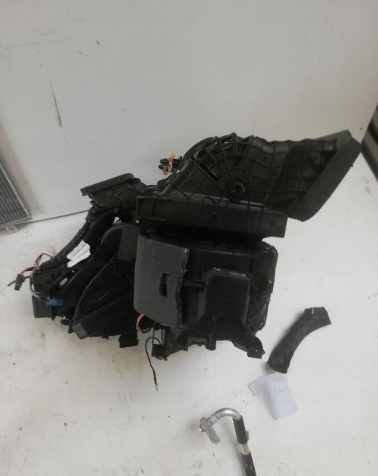 NAGRZEWNICA FIAT DOBLO, COMBO 5Z3200000 - Heating/ Ventilation for Van: picture 4 NAGRZEWNICA FIAT DOBLO, COMBO 5Z3200000 - Heating/ Ventilation for Van: picture 4