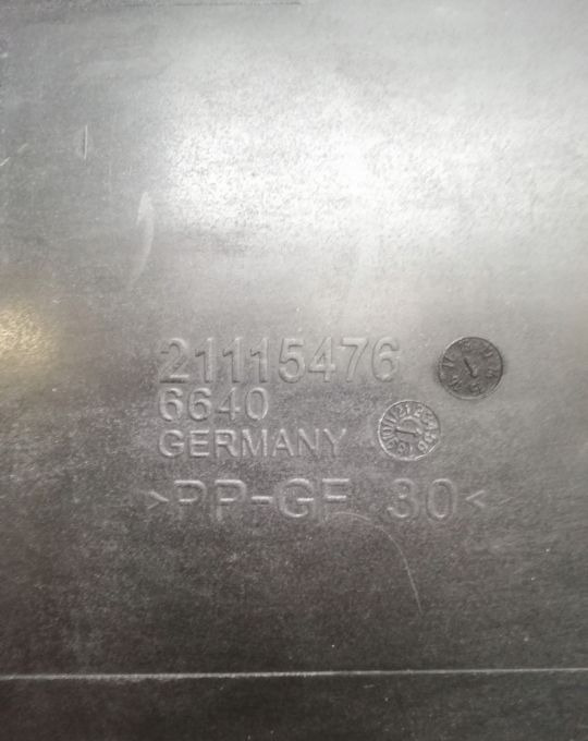 OBUDOWA FILTRA POWIETRZA VOLVO FH4 FH13 - Air filter for Truck: picture 2 OBUDOWA FILTRA POWIETRZA VOLVO FH4 FH13 - Air filter for Truck: picture 2