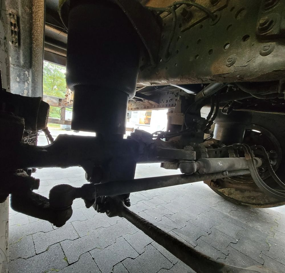 Oś SKRETNA WLECZONA IVECO STRALIS TRAKKER - Axle and parts for Truck: picture 1 Oś SKRETNA WLECZONA IVECO STRALIS TRAKKER - Axle and parts for Truck: picture 1